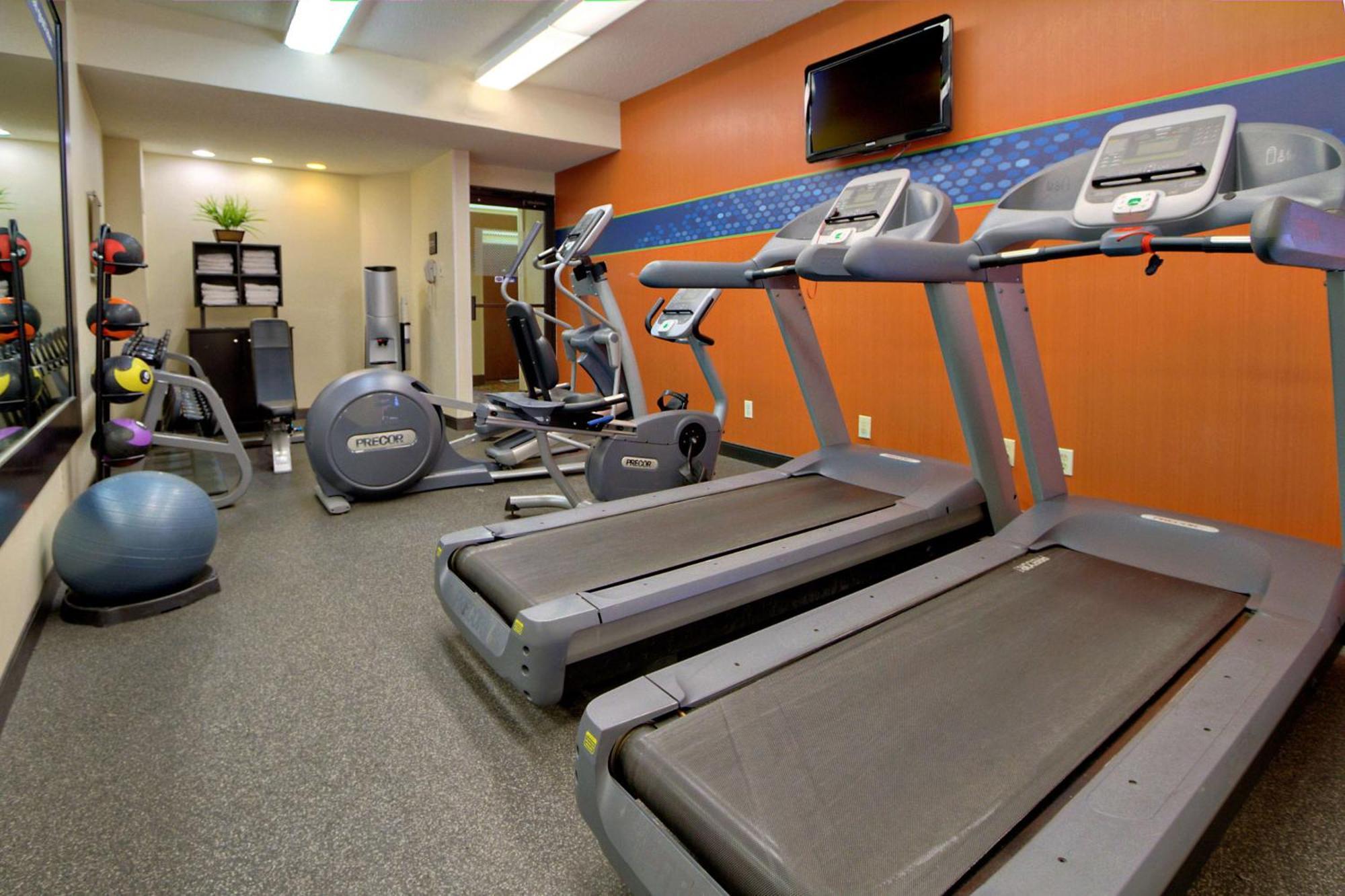 Hampton Inn Charlotte University Place Εξωτερικό φωτογραφία