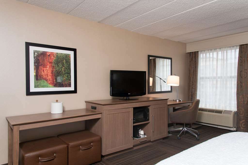 Hampton Inn Charlotte University Place Δωμάτιο φωτογραφία