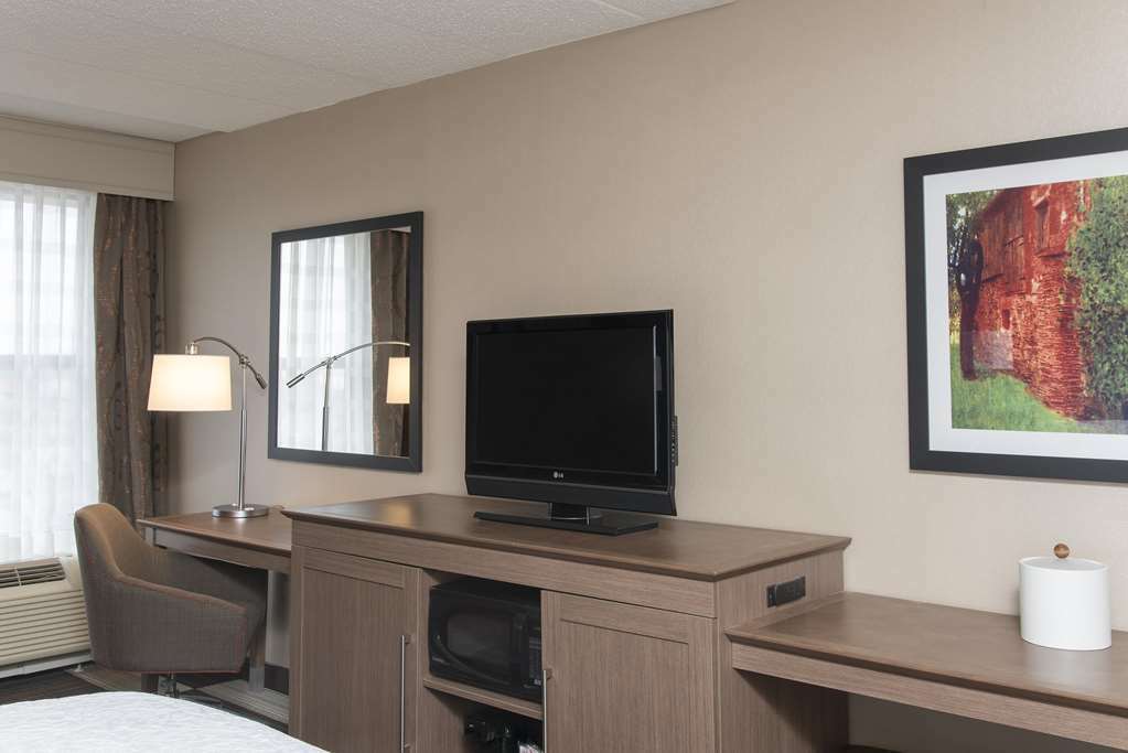 Hampton Inn Charlotte University Place Δωμάτιο φωτογραφία