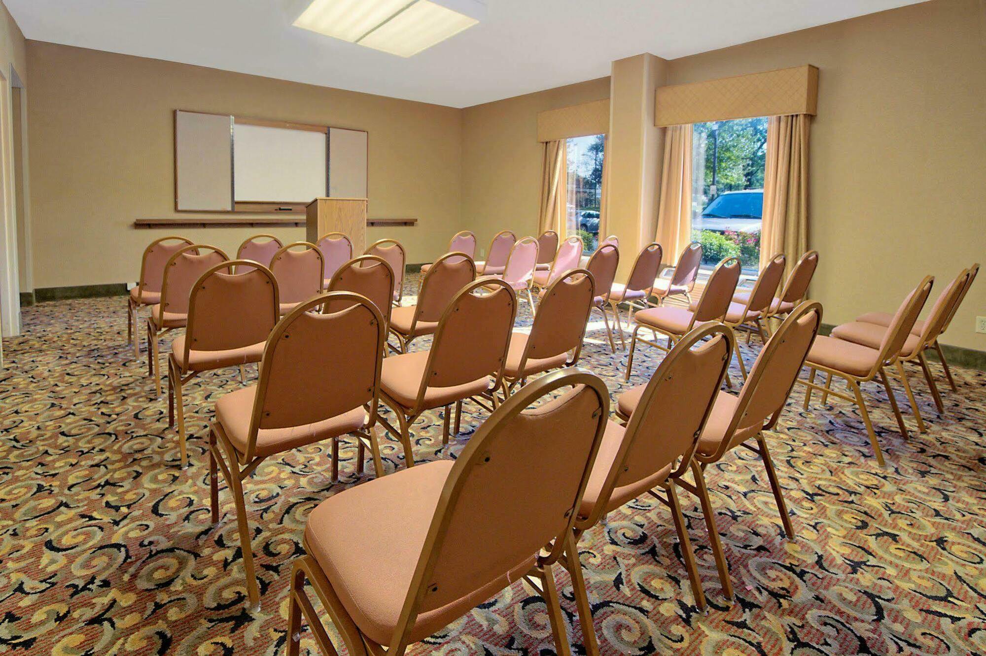 Hampton Inn Charlotte University Place Εξωτερικό φωτογραφία